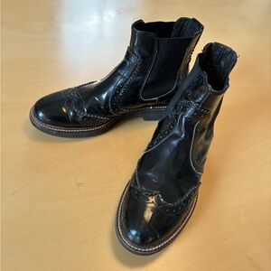 Paola Ferri Black Leather Wingtip Women’s Boots